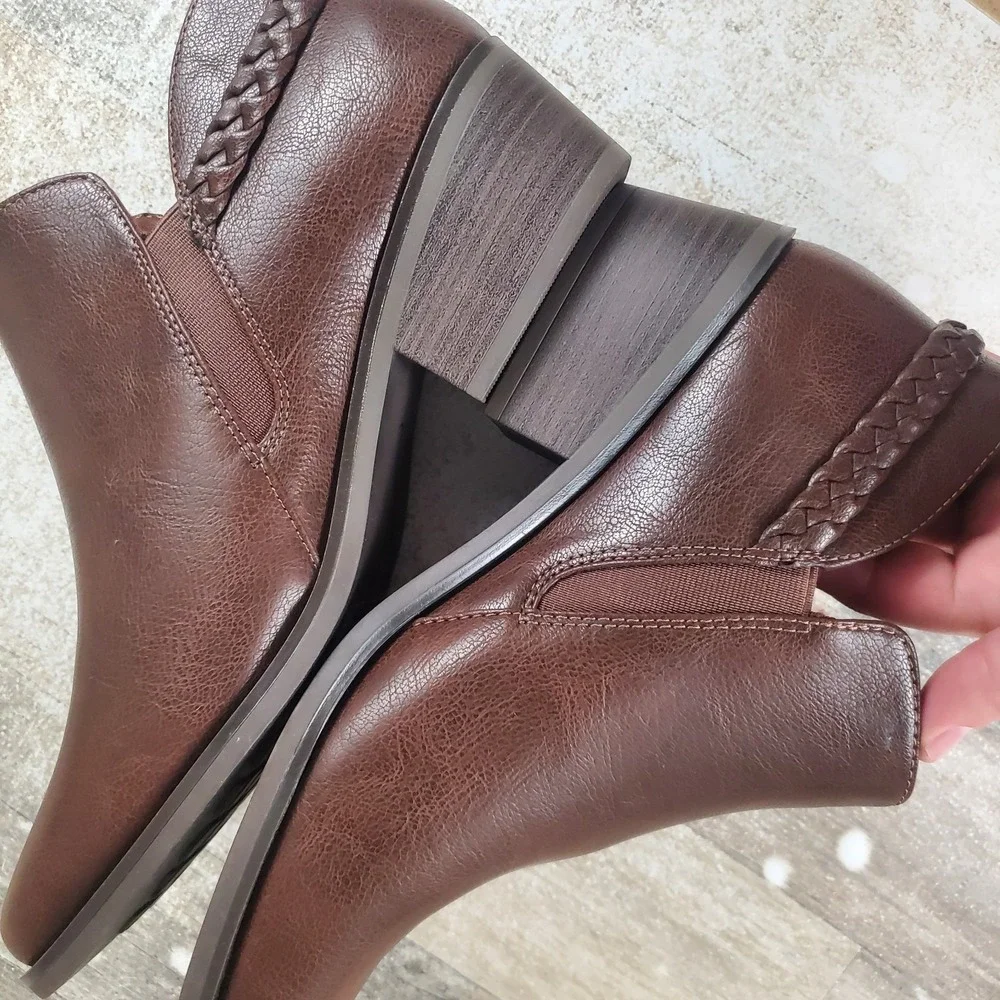 Baretraps Palmer Women Ankle Bootie Sz 11 M Brush Brown Leather Buckle Round Toe